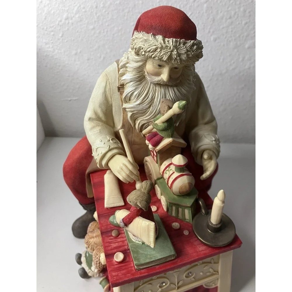RARE Enesco The Heart Of Christmas Santa Finishing Touches 6001374 Retired